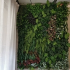 Vertical artificial da parede da grama verde do estilo da selva para a casa